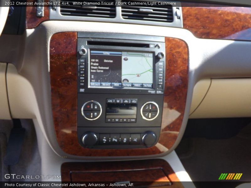 White Diamond Tricoat / Dark Cashmere/Light Cashmere 2012 Chevrolet Avalanche LTZ 4x4