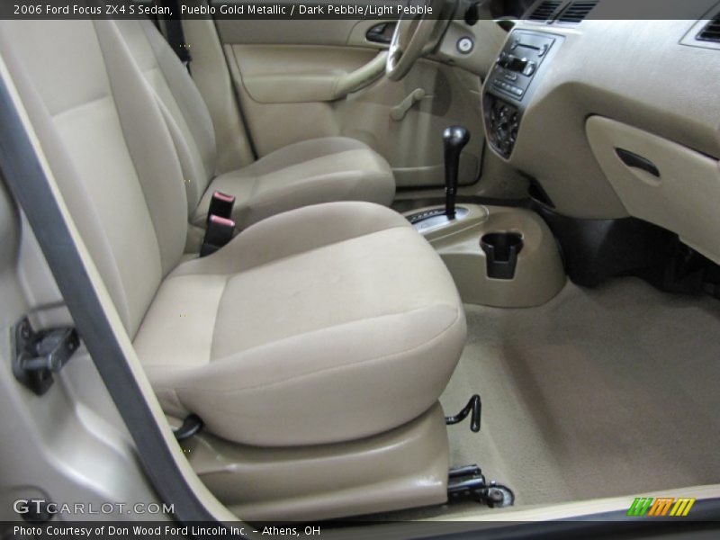 Pueblo Gold Metallic / Dark Pebble/Light Pebble 2006 Ford Focus ZX4 S Sedan