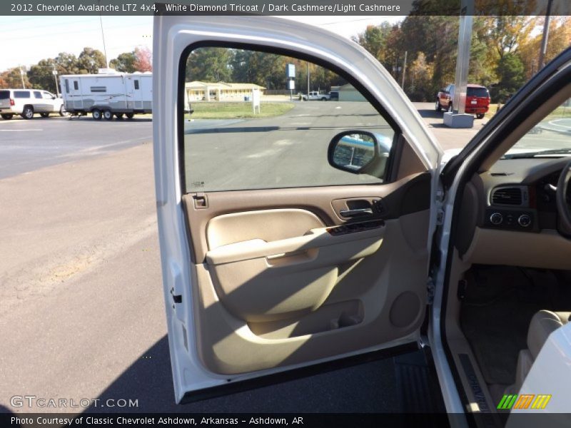 White Diamond Tricoat / Dark Cashmere/Light Cashmere 2012 Chevrolet Avalanche LTZ 4x4