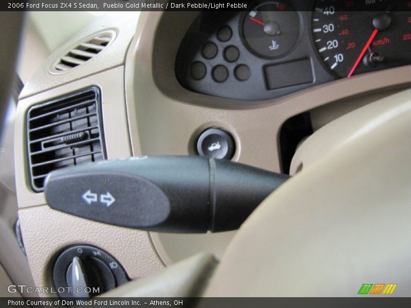 Pueblo Gold Metallic / Dark Pebble/Light Pebble 2006 Ford Focus ZX4 S Sedan