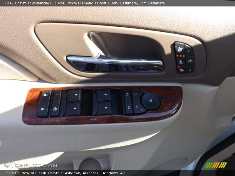 White Diamond Tricoat / Dark Cashmere/Light Cashmere 2012 Chevrolet Avalanche LTZ 4x4