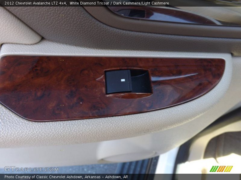 White Diamond Tricoat / Dark Cashmere/Light Cashmere 2012 Chevrolet Avalanche LTZ 4x4