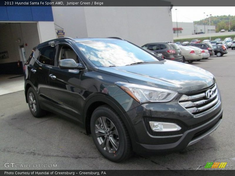 Front 3/4 View of 2013 Santa Fe Sport AWD