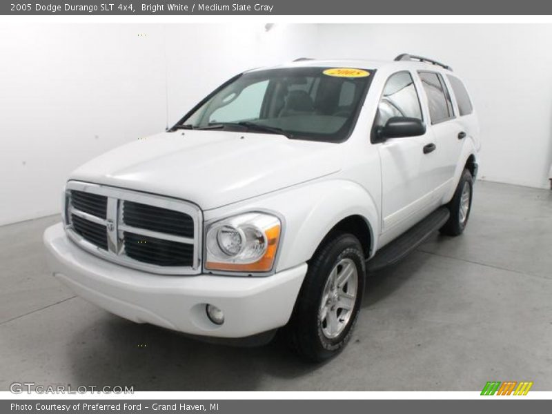 Bright White / Medium Slate Gray 2005 Dodge Durango SLT 4x4