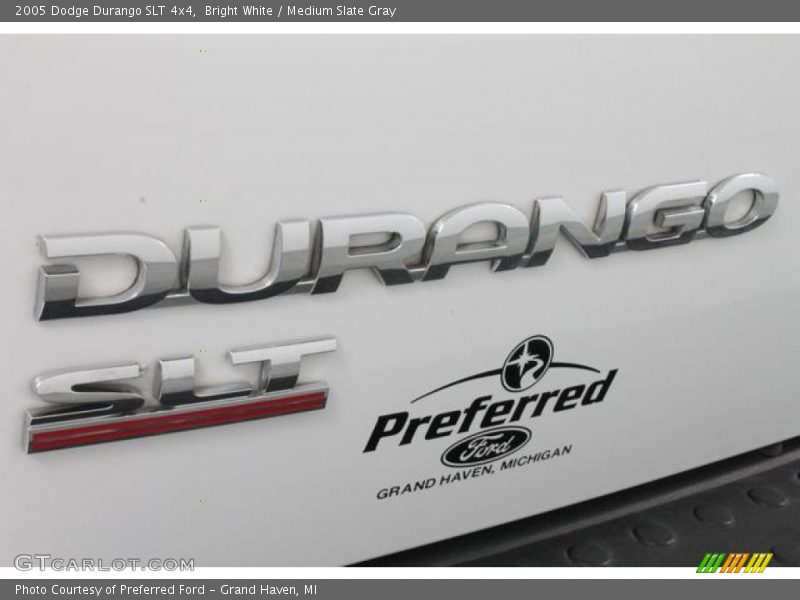 Bright White / Medium Slate Gray 2005 Dodge Durango SLT 4x4