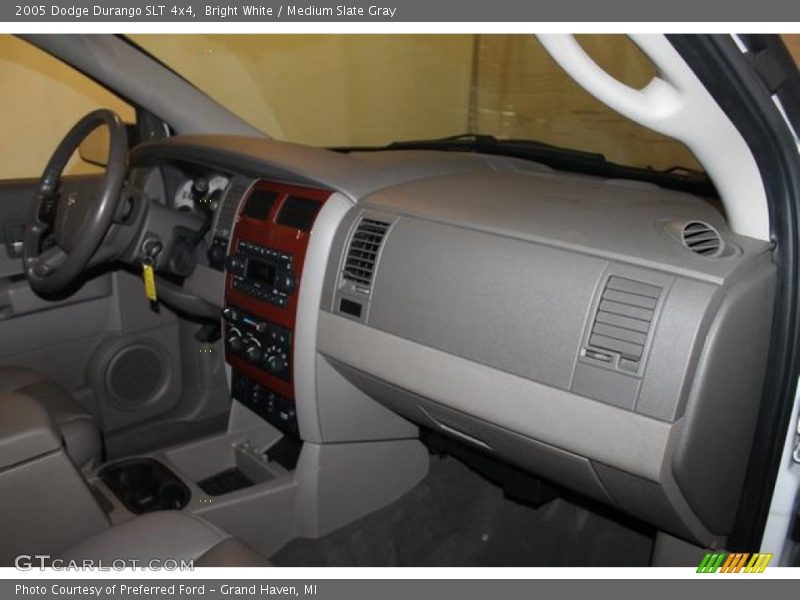 Bright White / Medium Slate Gray 2005 Dodge Durango SLT 4x4
