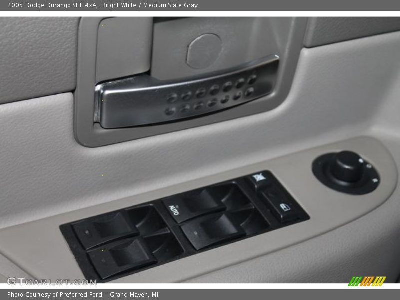 Bright White / Medium Slate Gray 2005 Dodge Durango SLT 4x4