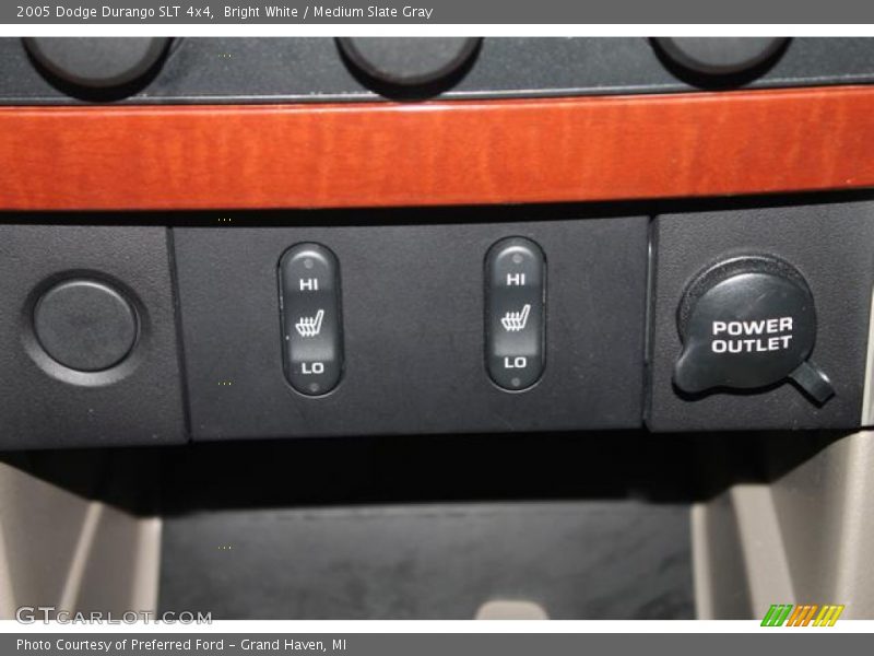 Bright White / Medium Slate Gray 2005 Dodge Durango SLT 4x4