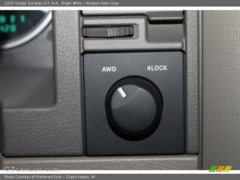 Bright White / Medium Slate Gray 2005 Dodge Durango SLT 4x4