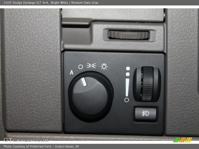 Bright White / Medium Slate Gray 2005 Dodge Durango SLT 4x4