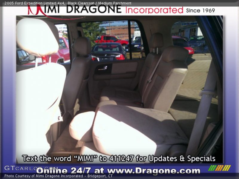 Black Clearcoat / Medium Parchment 2005 Ford Expedition Limited 4x4