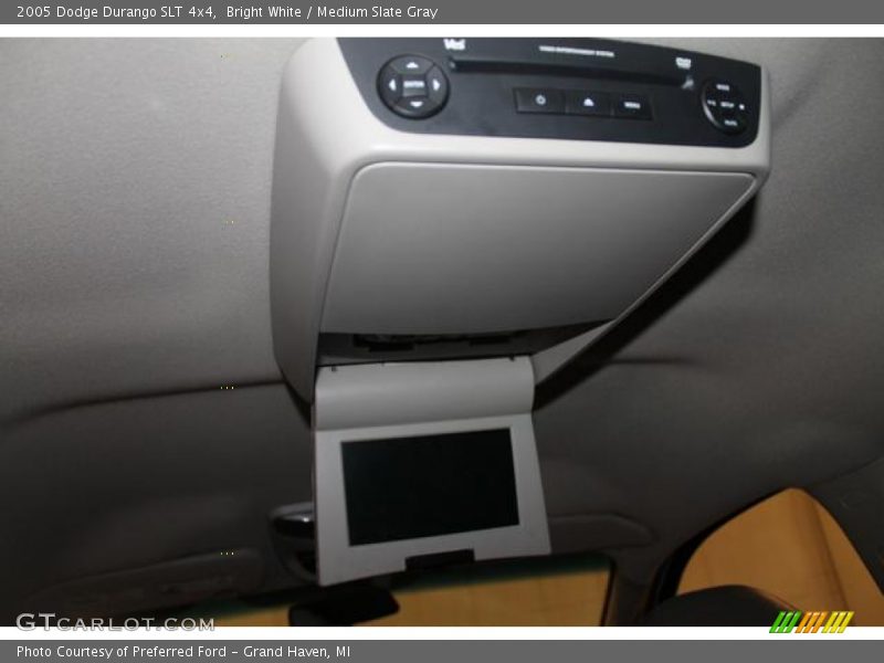 Bright White / Medium Slate Gray 2005 Dodge Durango SLT 4x4
