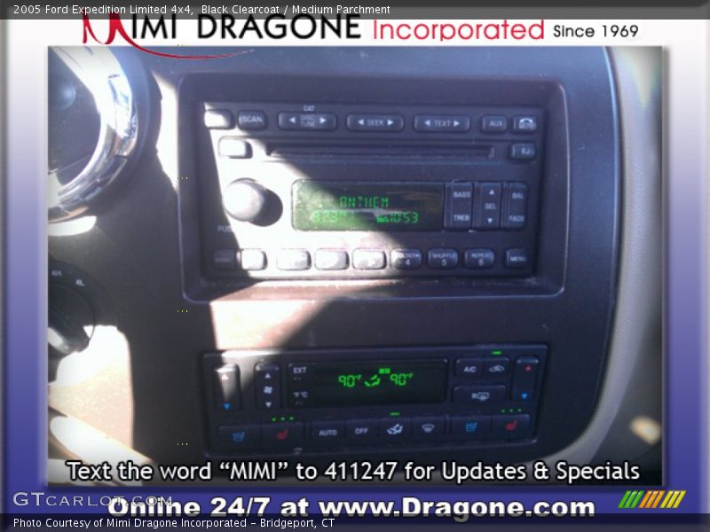 Black Clearcoat / Medium Parchment 2005 Ford Expedition Limited 4x4