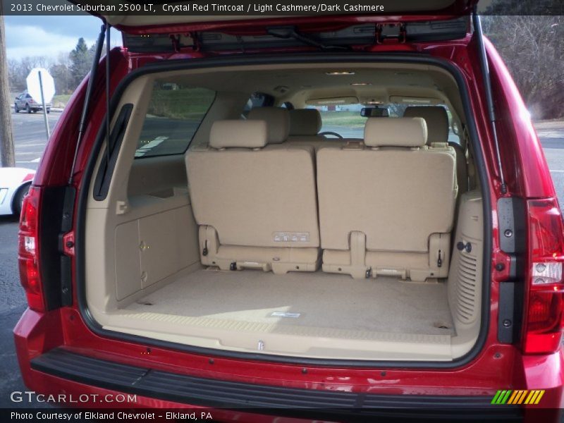  2013 Suburban 2500 LT Trunk