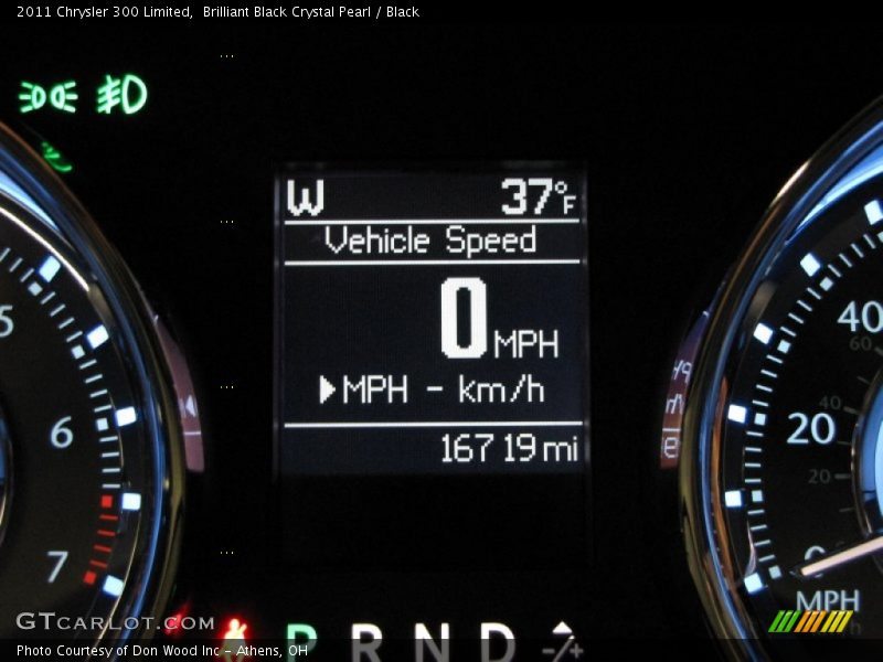 Brilliant Black Crystal Pearl / Black 2011 Chrysler 300 Limited