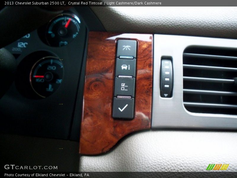 Controls of 2013 Suburban 2500 LT