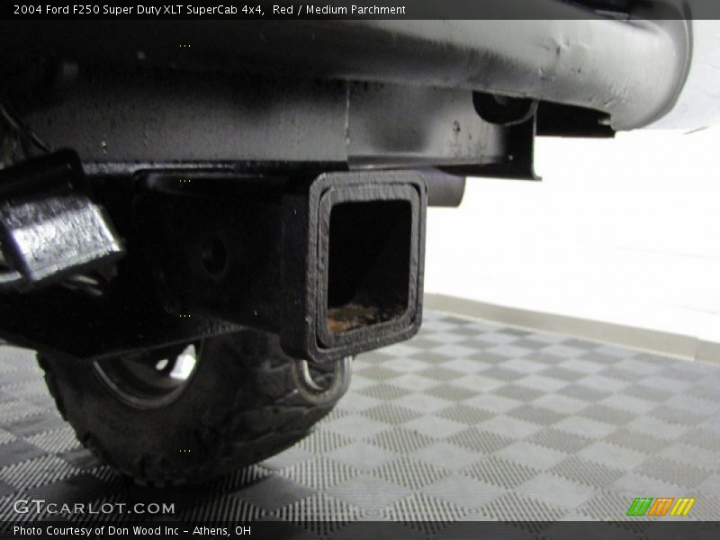 Red / Medium Parchment 2004 Ford F250 Super Duty XLT SuperCab 4x4
