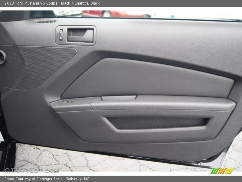 Black / Charcoal Black 2013 Ford Mustang V6 Coupe
