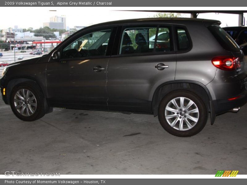 Alpine Grey Metallic / Charcoal 2009 Volkswagen Tiguan S