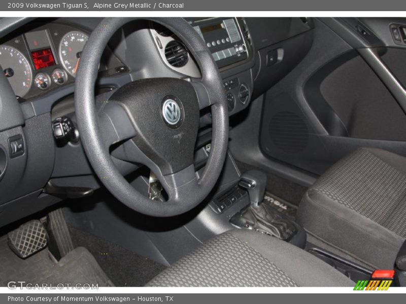 Alpine Grey Metallic / Charcoal 2009 Volkswagen Tiguan S