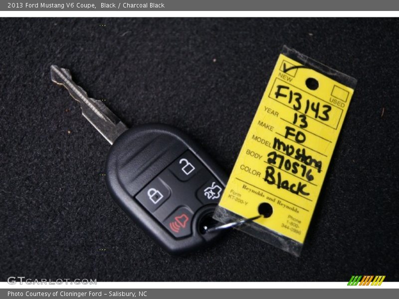 Black / Charcoal Black 2013 Ford Mustang V6 Coupe