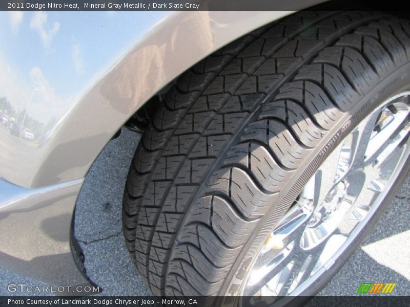Mineral Gray Metallic / Dark Slate Gray 2011 Dodge Nitro Heat