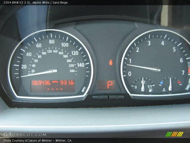 Alpine White / Sand Beige 2004 BMW X3 3.0i