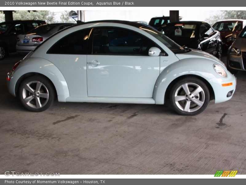 Aquarius Blue / Black 2010 Volkswagen New Beetle Final Edition Coupe