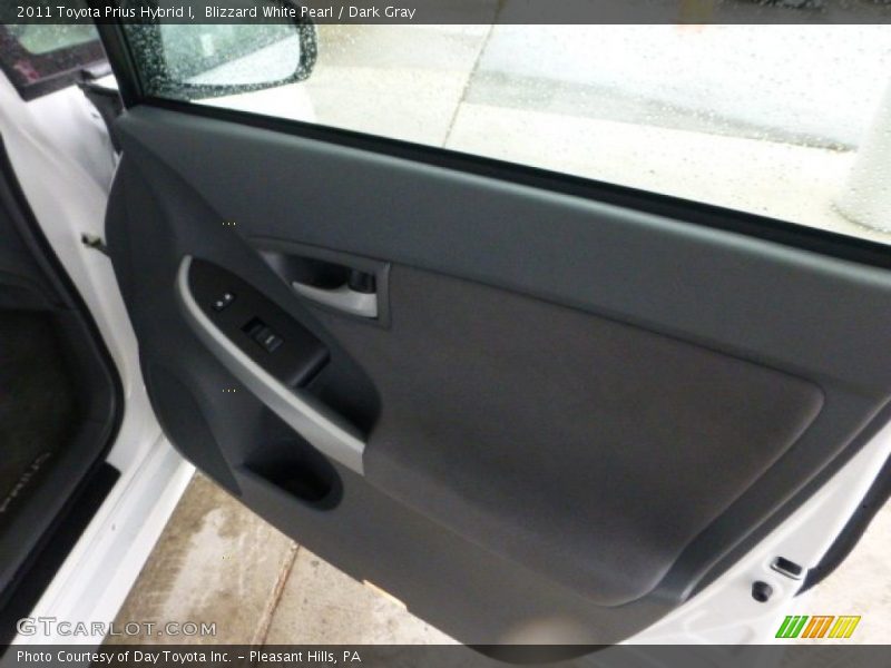 Blizzard White Pearl / Dark Gray 2011 Toyota Prius Hybrid I