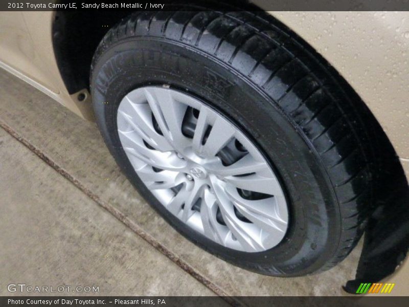 Sandy Beach Metallic / Ivory 2012 Toyota Camry LE