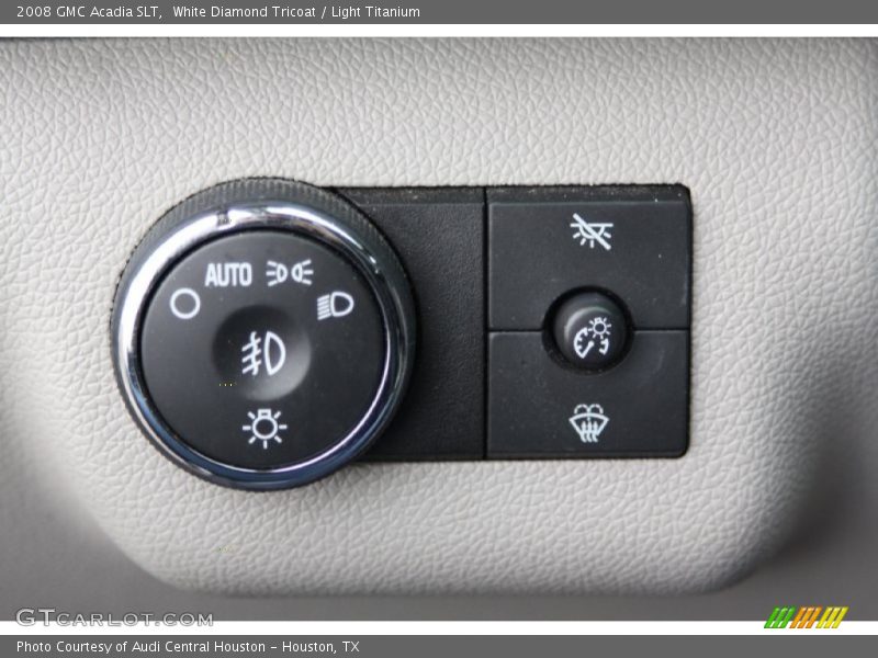 White Diamond Tricoat / Light Titanium 2008 GMC Acadia SLT