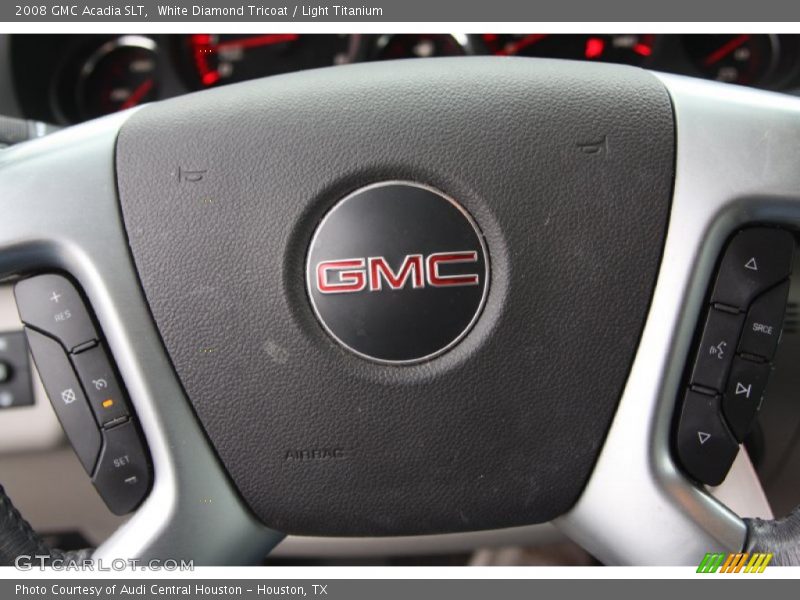 White Diamond Tricoat / Light Titanium 2008 GMC Acadia SLT