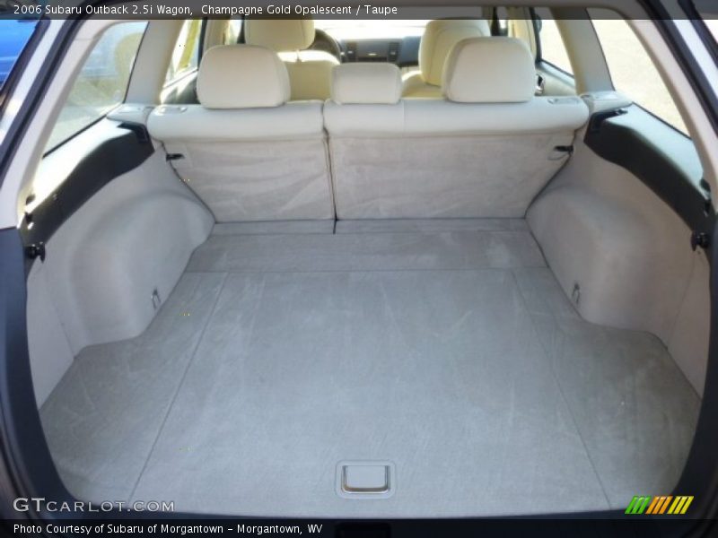 Champagne Gold Opalescent / Taupe 2006 Subaru Outback 2.5i Wagon