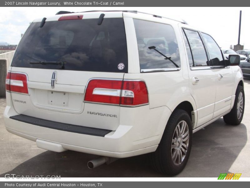 White Chocolate Tri-Coat / Camel 2007 Lincoln Navigator Luxury