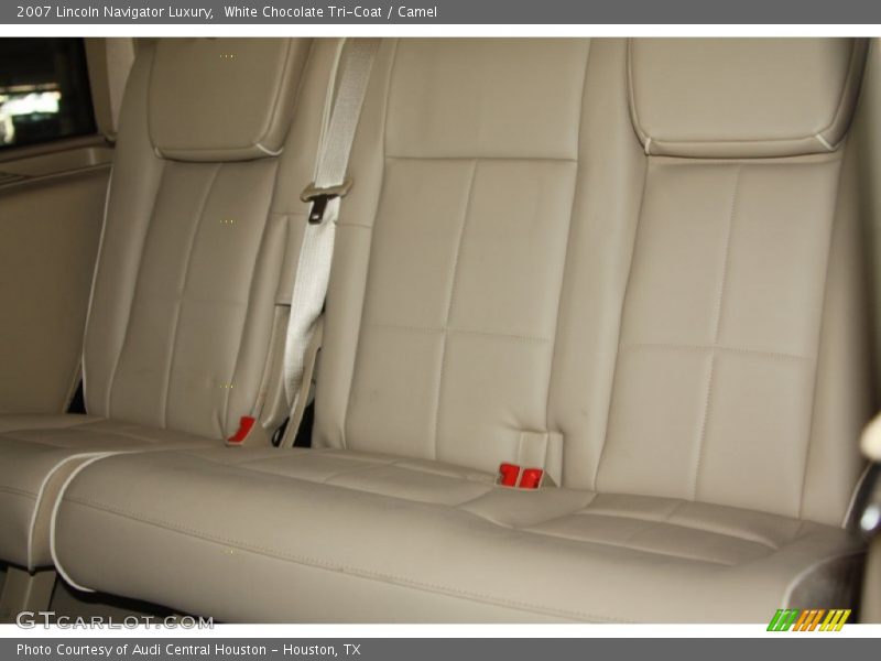 White Chocolate Tri-Coat / Camel 2007 Lincoln Navigator Luxury