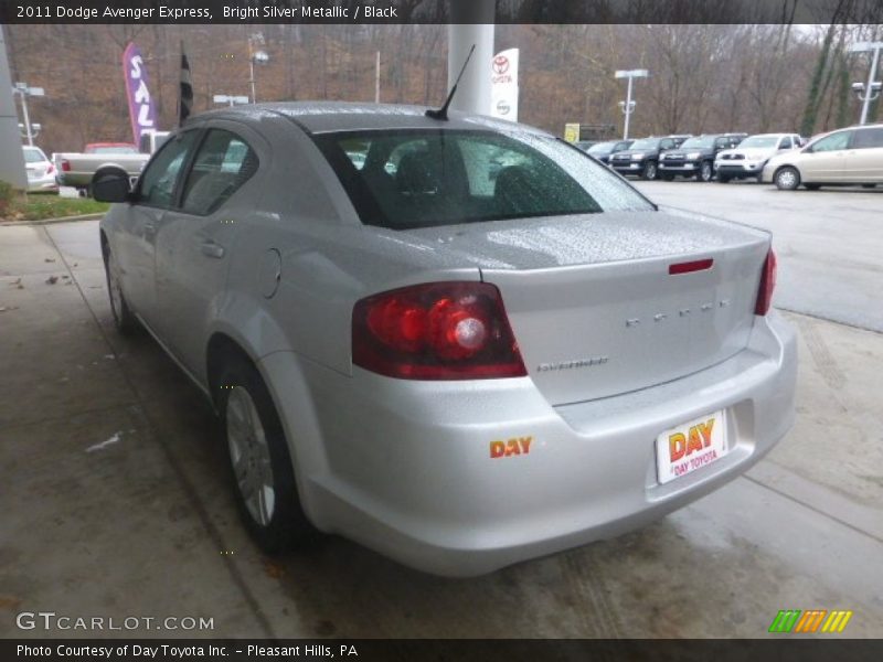 Bright Silver Metallic / Black 2011 Dodge Avenger Express