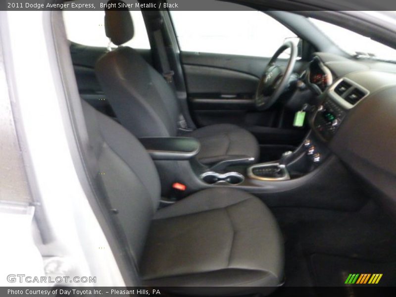 Bright Silver Metallic / Black 2011 Dodge Avenger Express