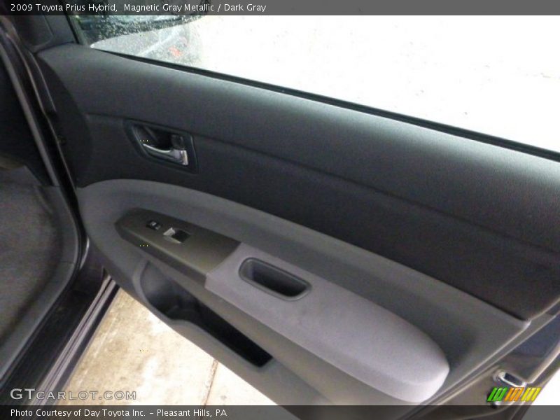 Magnetic Gray Metallic / Dark Gray 2009 Toyota Prius Hybrid