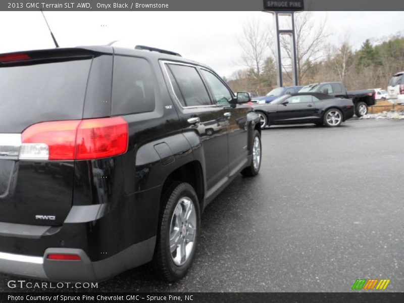 Onyx Black / Brownstone 2013 GMC Terrain SLT AWD