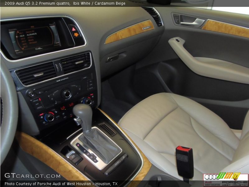 Ibis White / Cardamom Beige 2009 Audi Q5 3.2 Premium quattro