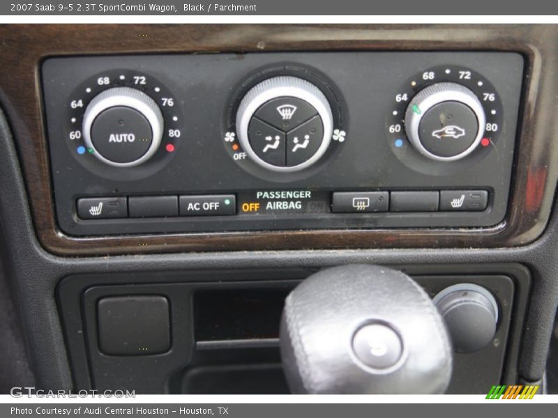 Controls of 2007 9-5 2.3T SportCombi Wagon