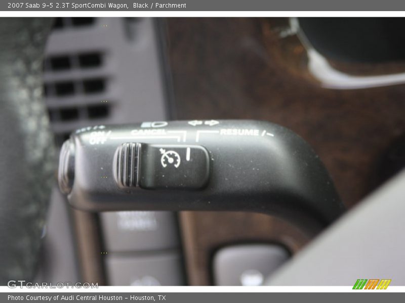 Controls of 2007 9-5 2.3T SportCombi Wagon