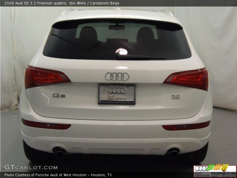 Ibis White / Cardamom Beige 2009 Audi Q5 3.2 Premium quattro