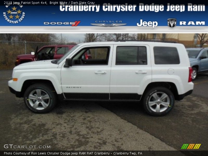 Bright White / Dark Slate Gray 2013 Jeep Patriot Sport 4x4