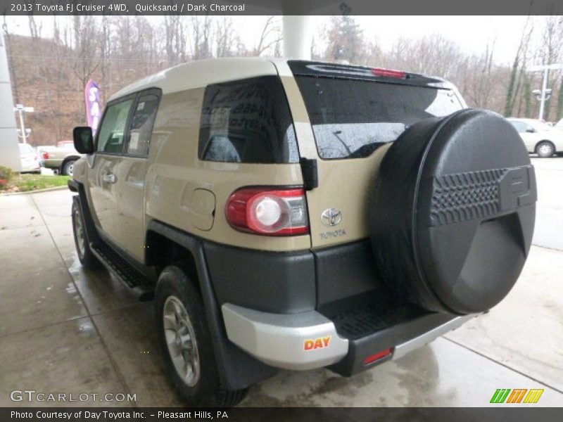 Quicksand / Dark Charcoal 2013 Toyota FJ Cruiser 4WD