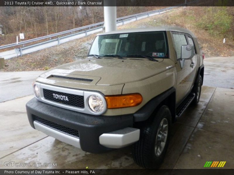 Quicksand / Dark Charcoal 2013 Toyota FJ Cruiser 4WD