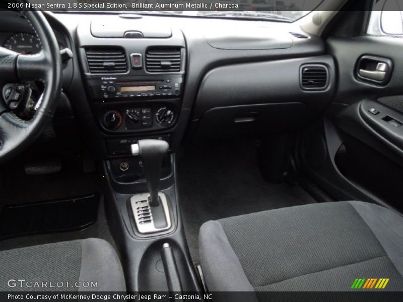 Brilliant Aluminum Metallic / Charcoal 2006 Nissan Sentra 1.8 S Special Edition