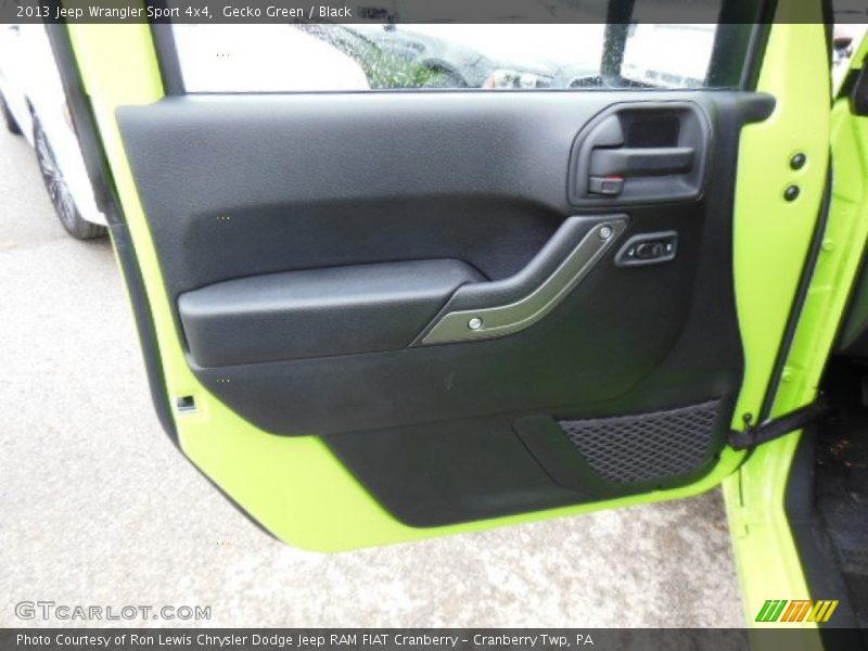 Gecko Green / Black 2013 Jeep Wrangler Sport 4x4
