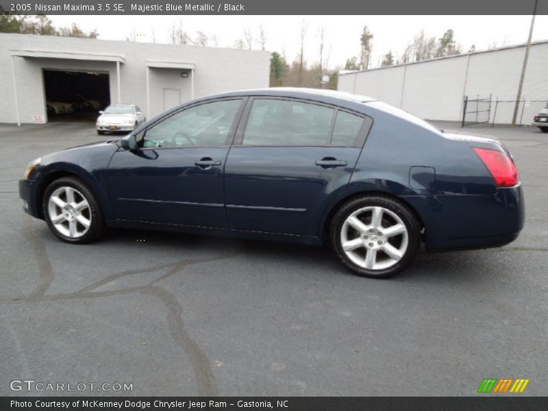 Majestic Blue Metallic / Black 2005 Nissan Maxima 3.5 SE