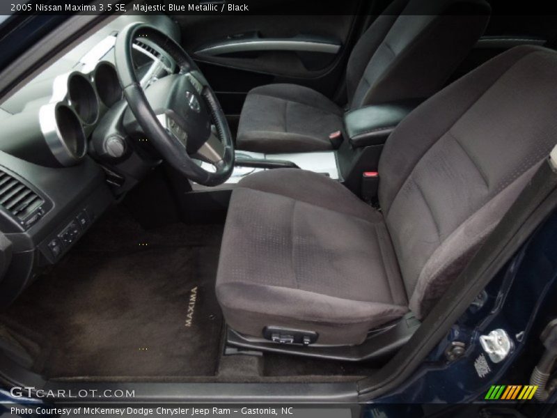 Majestic Blue Metallic / Black 2005 Nissan Maxima 3.5 SE